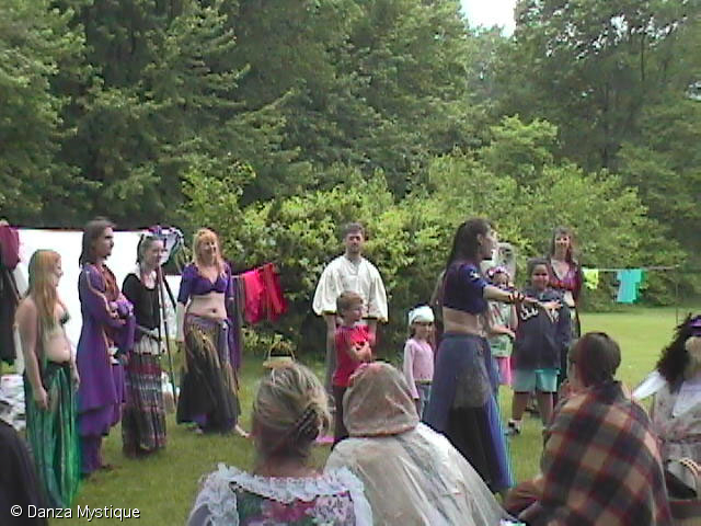 danz08.jpg